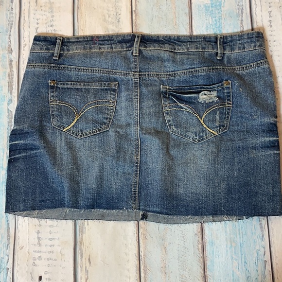 Loop 18 size 15 short jean skirt - Picture 3 of 5